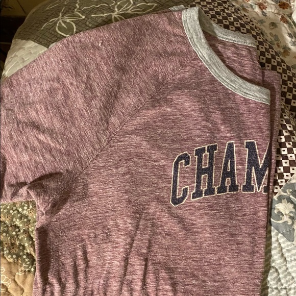 Champion t-shirt ,best offer ! - Picture 5 of 6